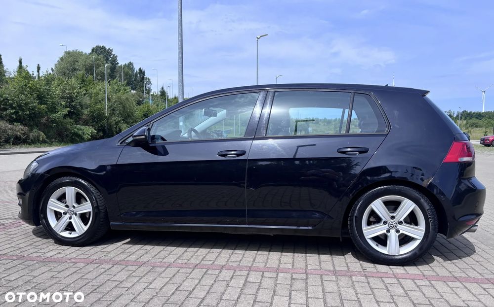 Volkswagen Golf 2.0 BlueTDI DSG Highline - 4