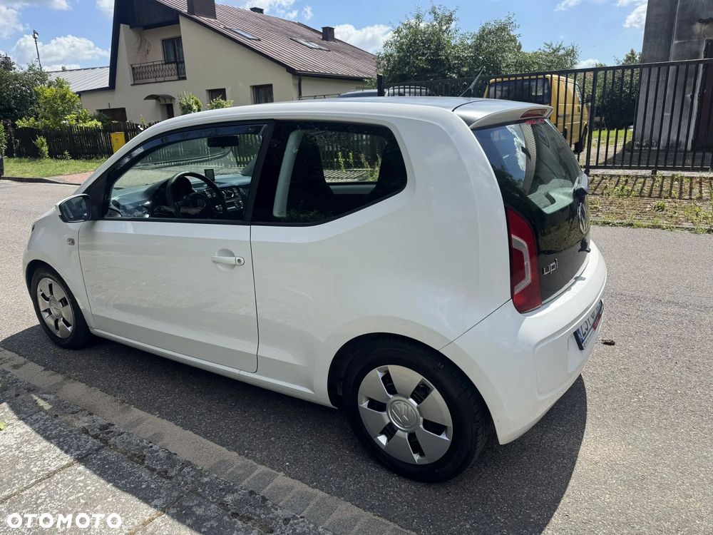 Volkswagen up! sound - 8