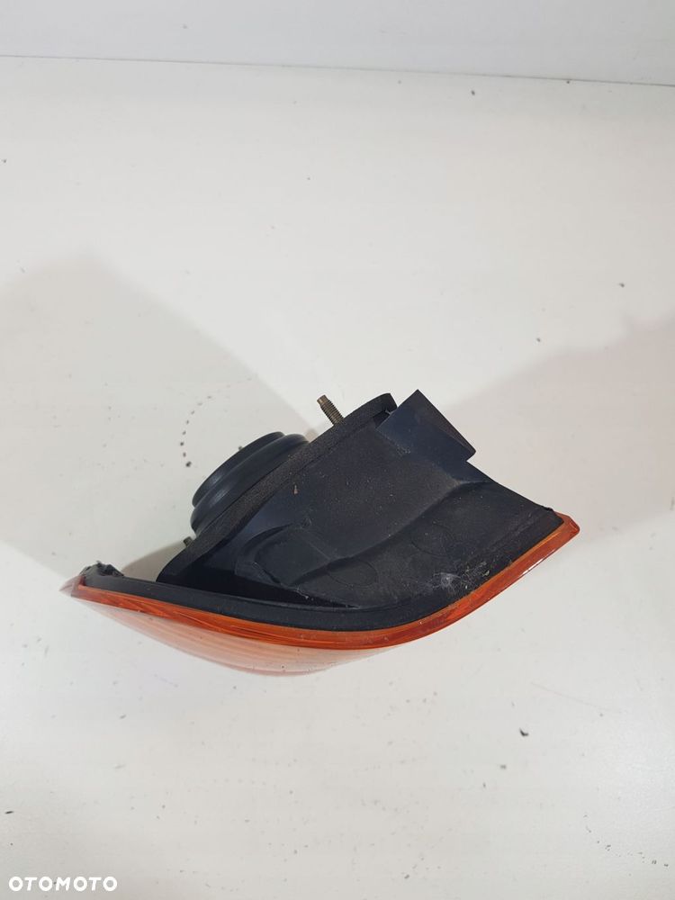 lampa lewy tył w błotnik bmw 5 e39 touring eur lift - 2