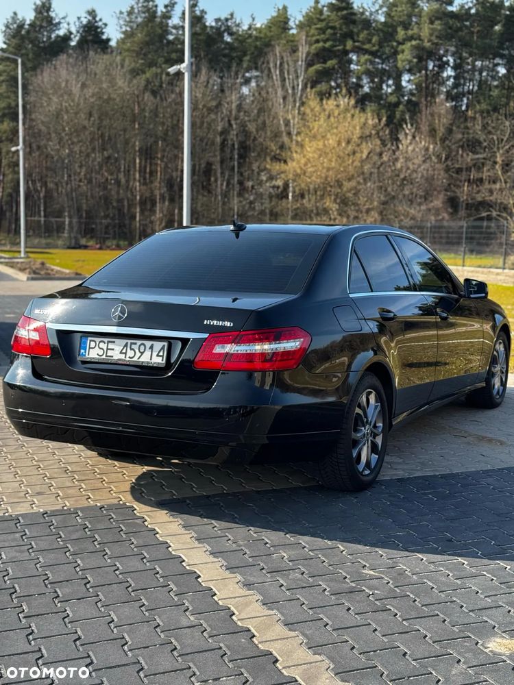 Mercedes-Benz Klasa E 300 BlueTec Hybrid - 9