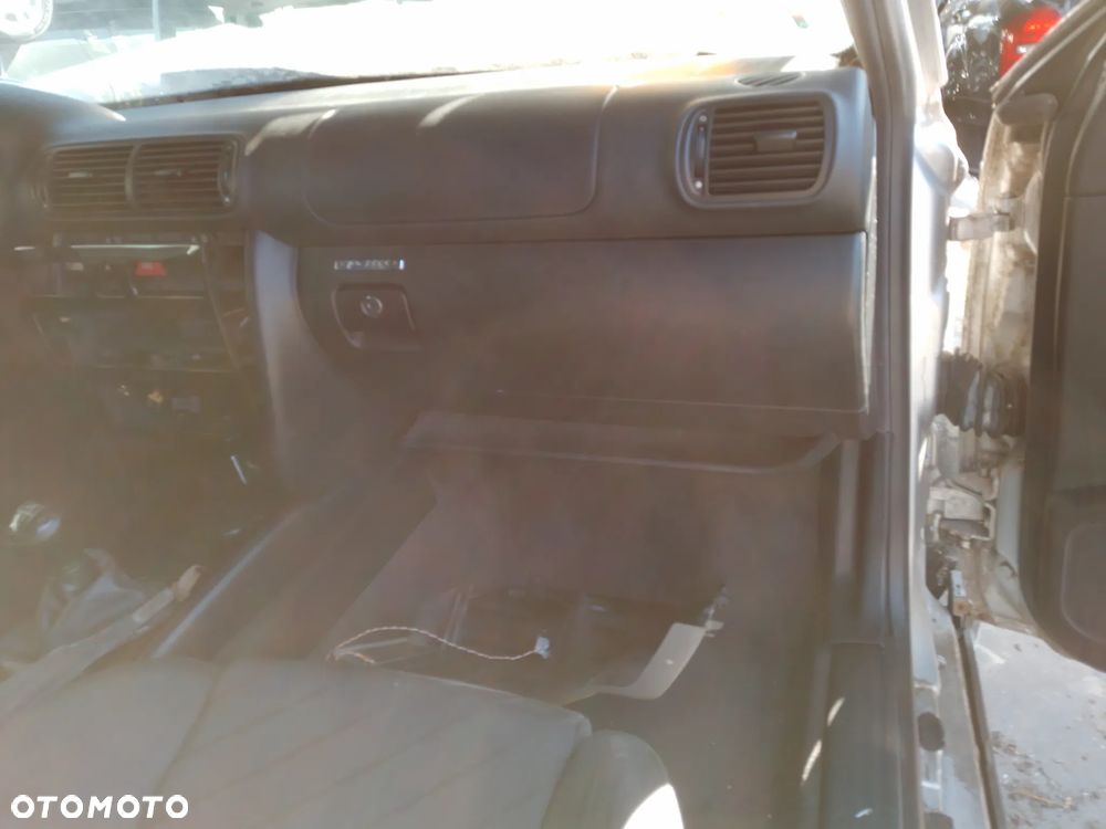 AUDI S3 8L 01-03 1.8T APY  OSŁONA PRZECIWSŁONECZNA PRAWA LEWA - 16