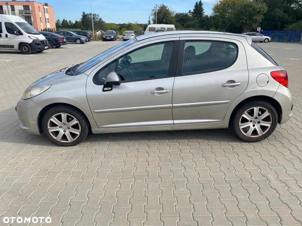 Peugeot 207 1.6 HDi 16V Trendy - 5
