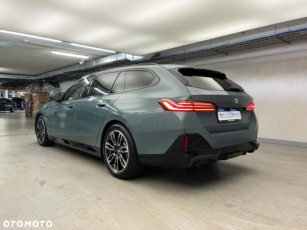 BMW Seria 5 520d xDrive mHEV M Sport - 13