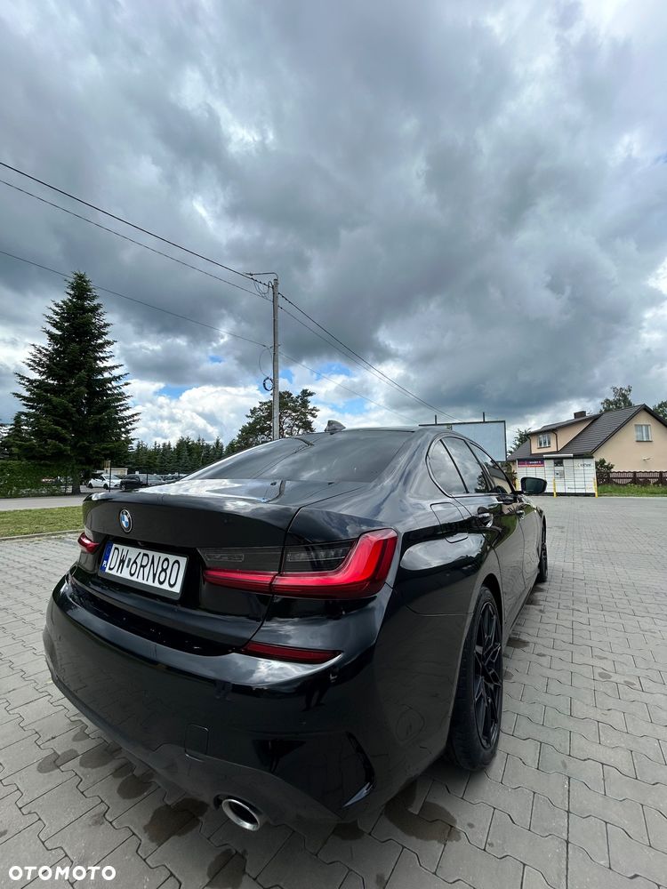 BMW Seria 3 320d xDrive mHEV M Sport - 19