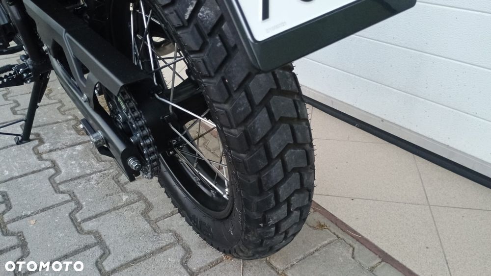 Royal Enfield Himalayan - 19