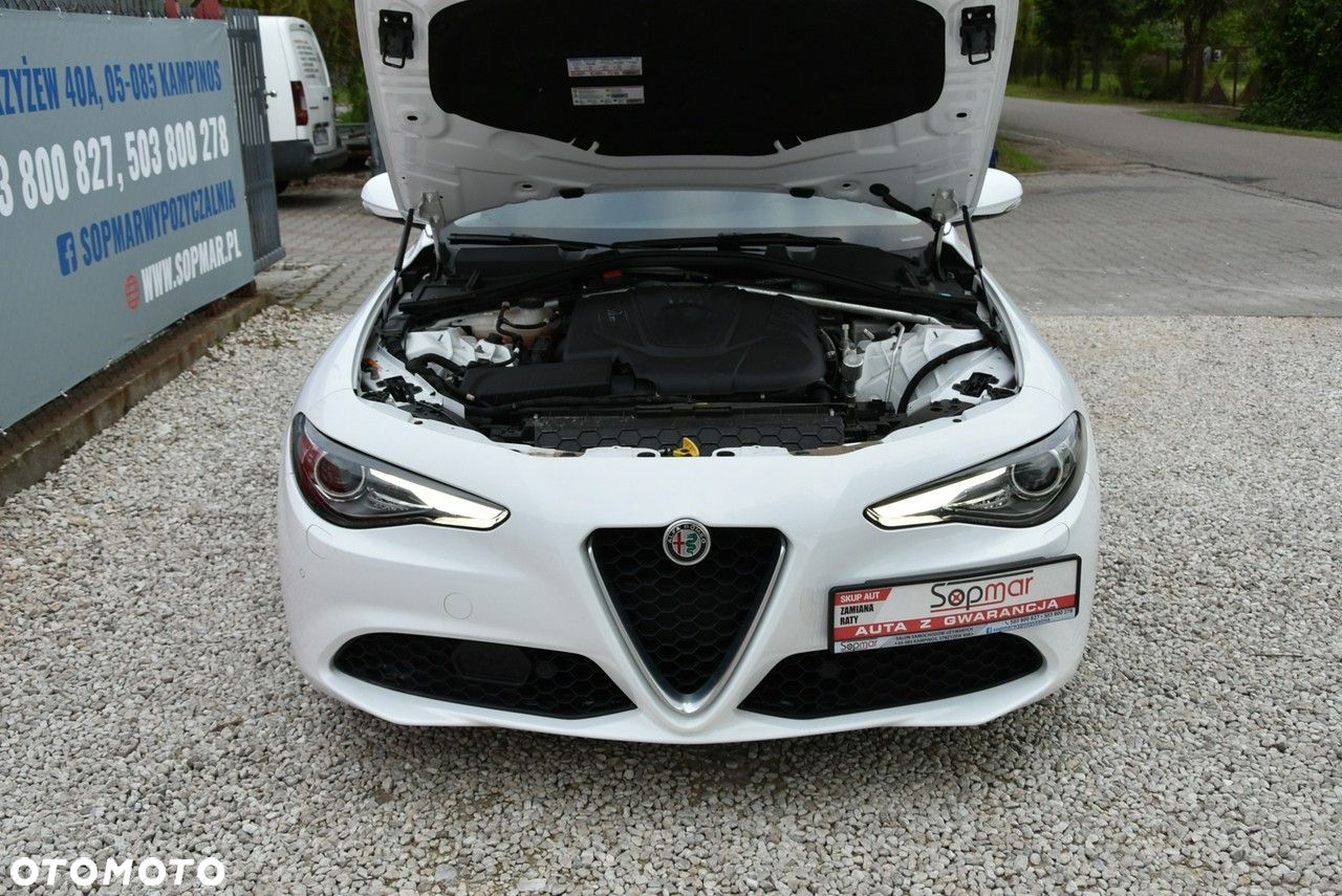 Alfa Romeo Giulia 2.2 Diesel - 26