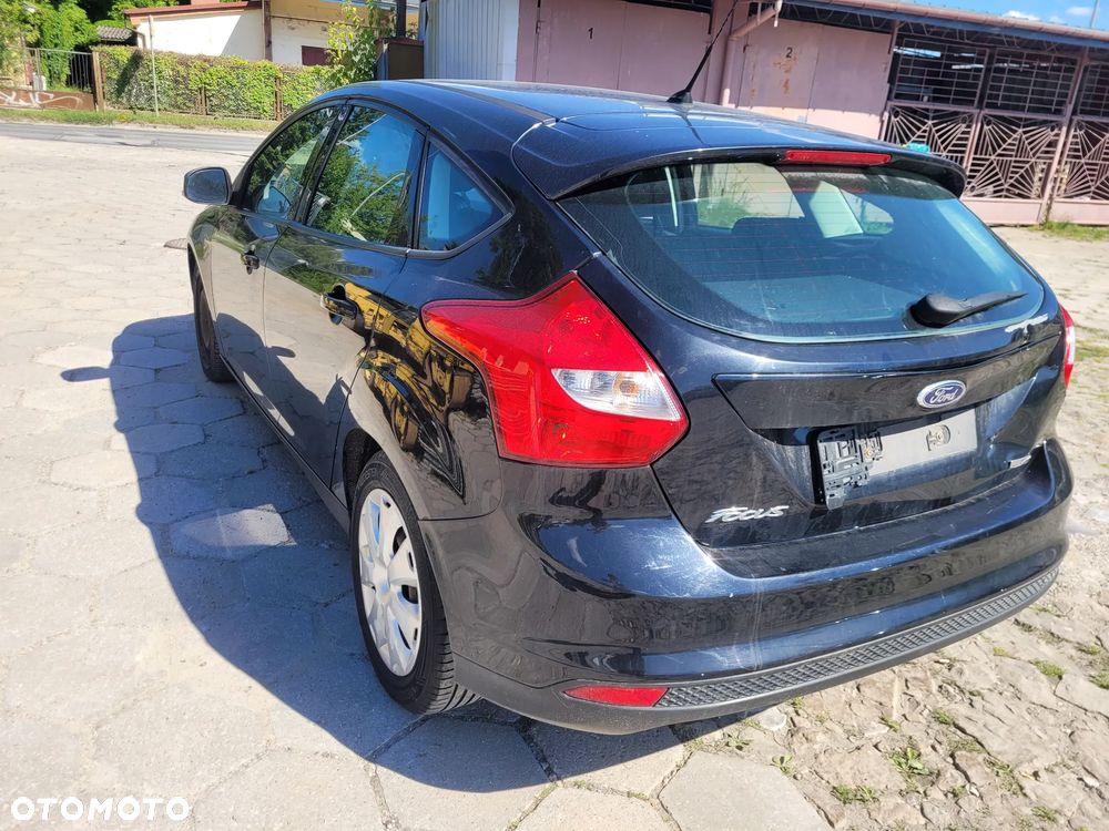 Ford Focus 1.6 TDCi DPF SYNC Edition - 5