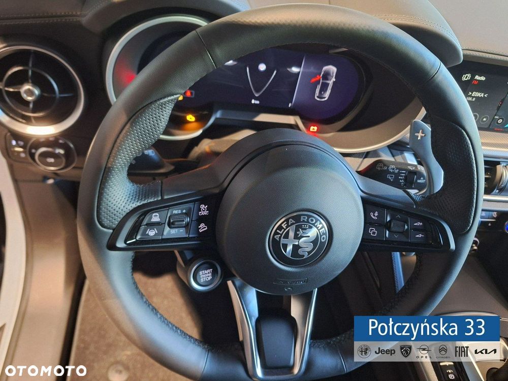 Alfa Romeo Stelvio - 7