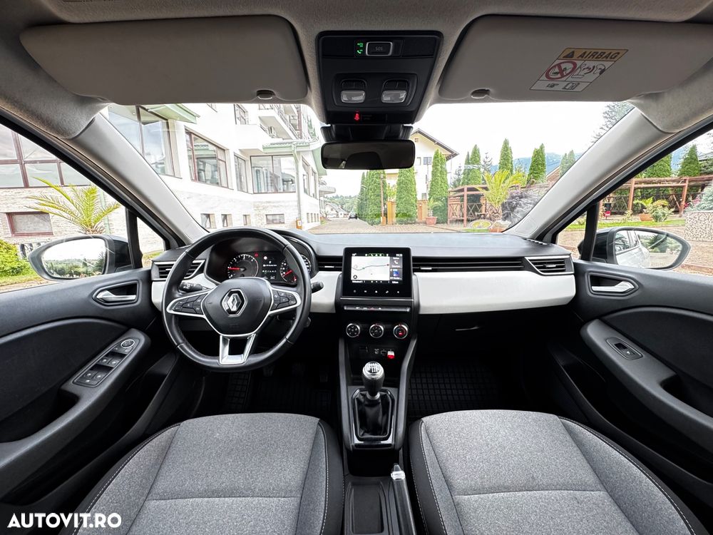 Renault Clio - 17
