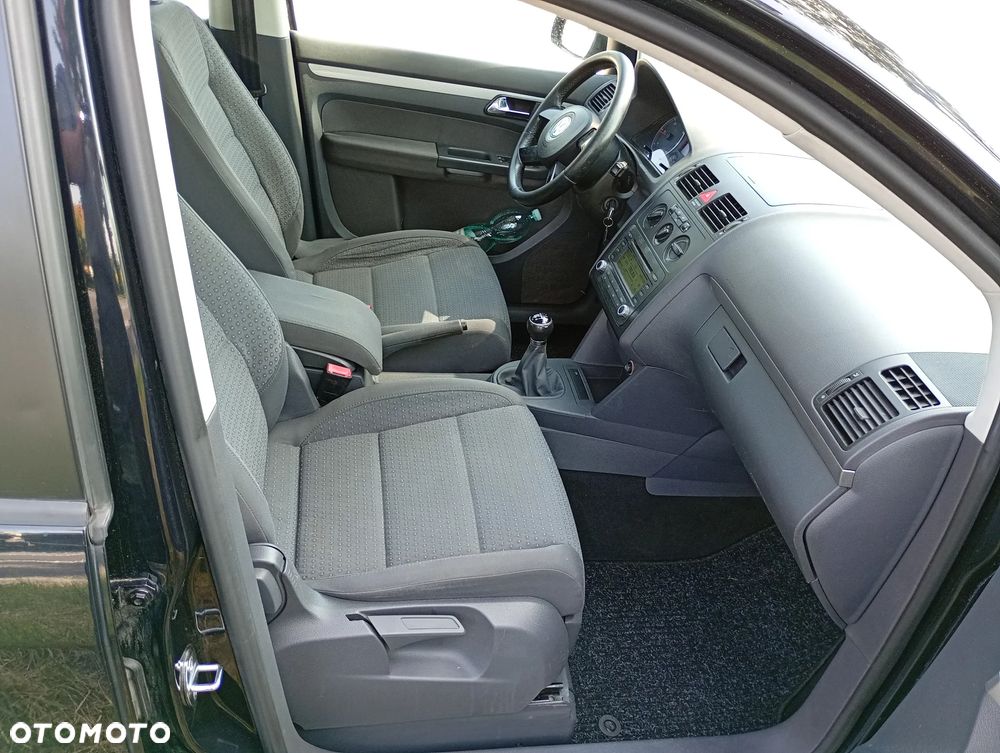 Volkswagen Touran 1.9 TDI DPF Trendline - 11