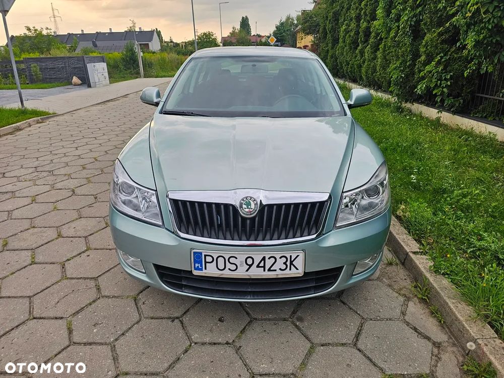 Skoda Octavia 1.6 Selection - 11