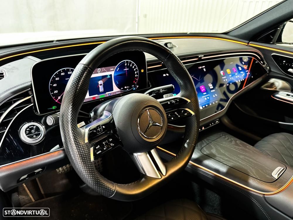 Mercedes-Benz E 300 e AMG Line - 18