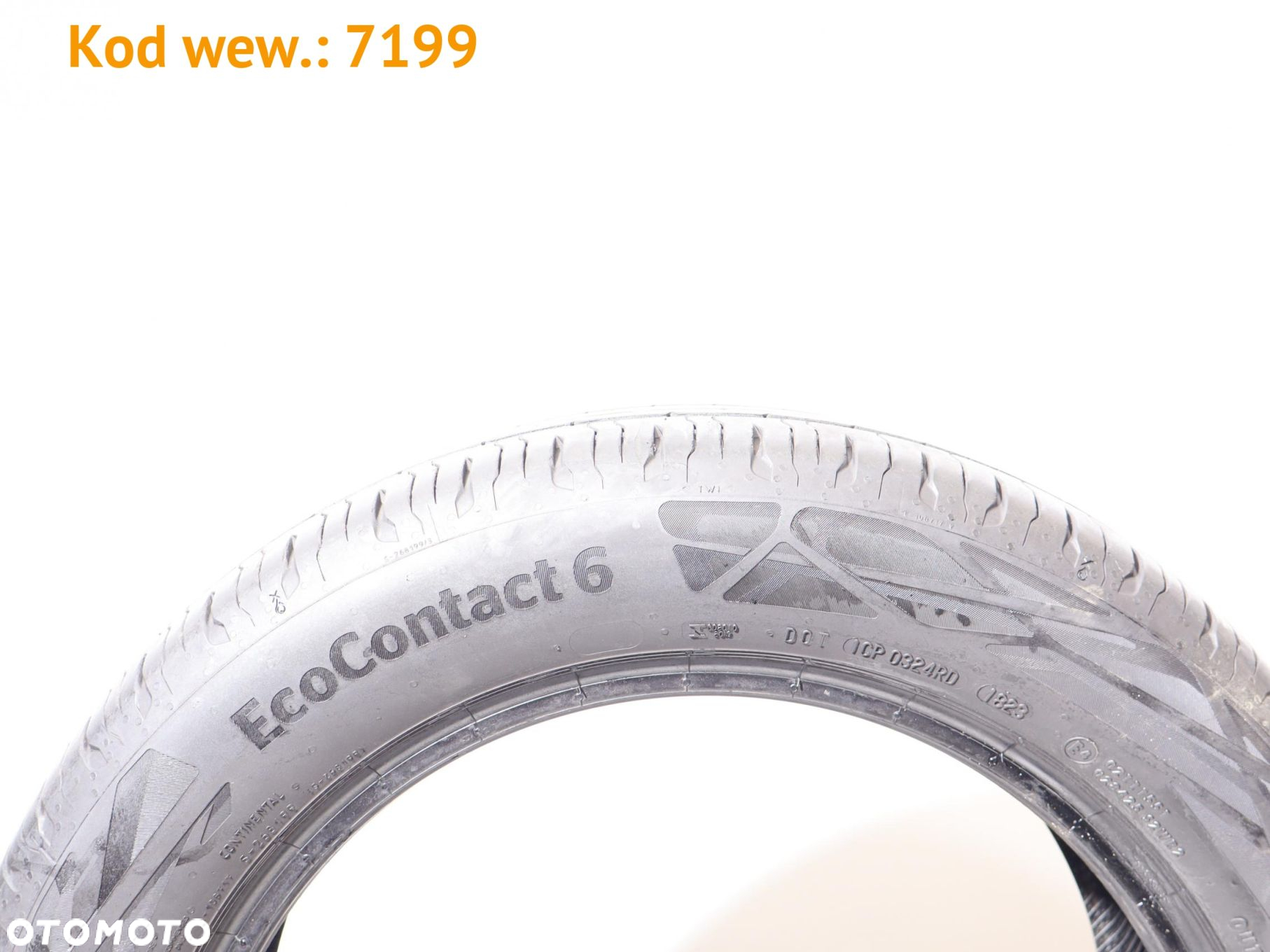 Continental Eco Contact 6 - 215/55 R17 - 4