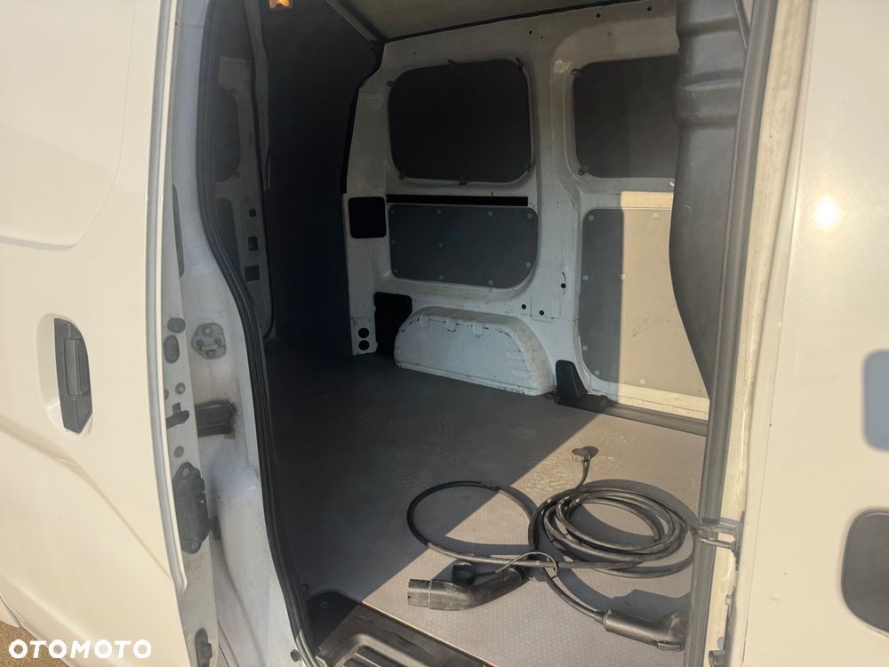 Nissan NV200 Evalia 2ZERO Edition - 8
