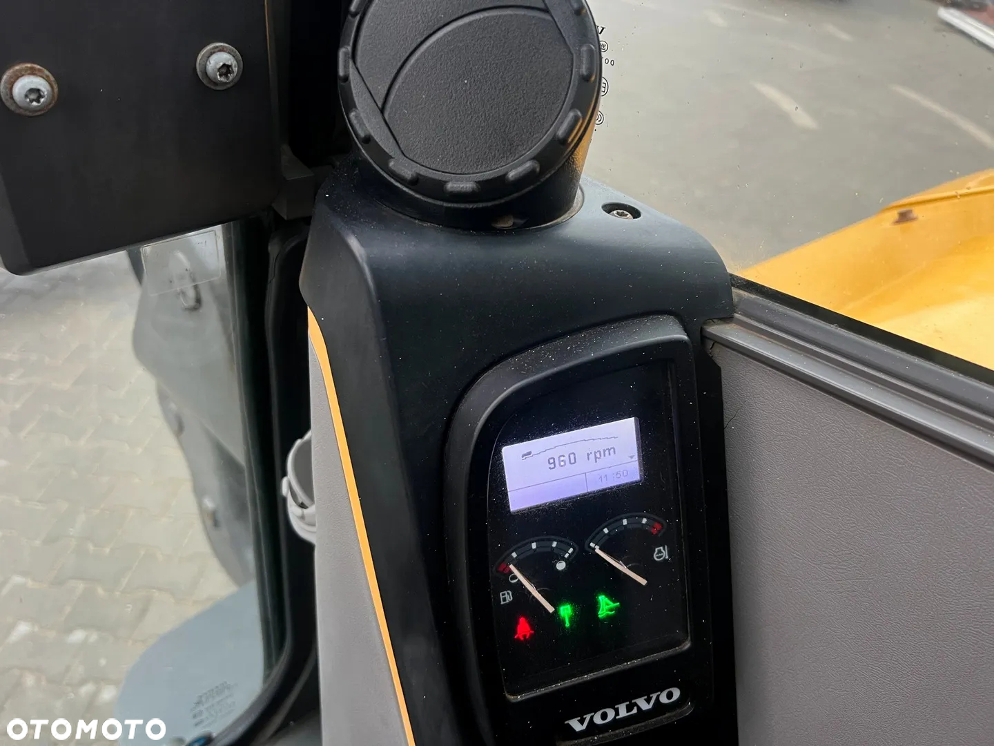 Volvo ECR88D - 15