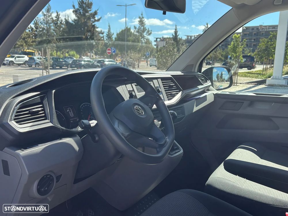 VW Transporter California T6.1 Beach Camper - 9