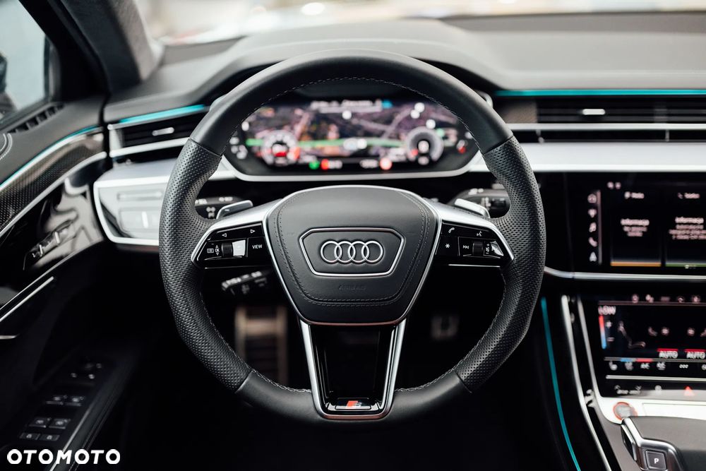 Audi S8 - 31