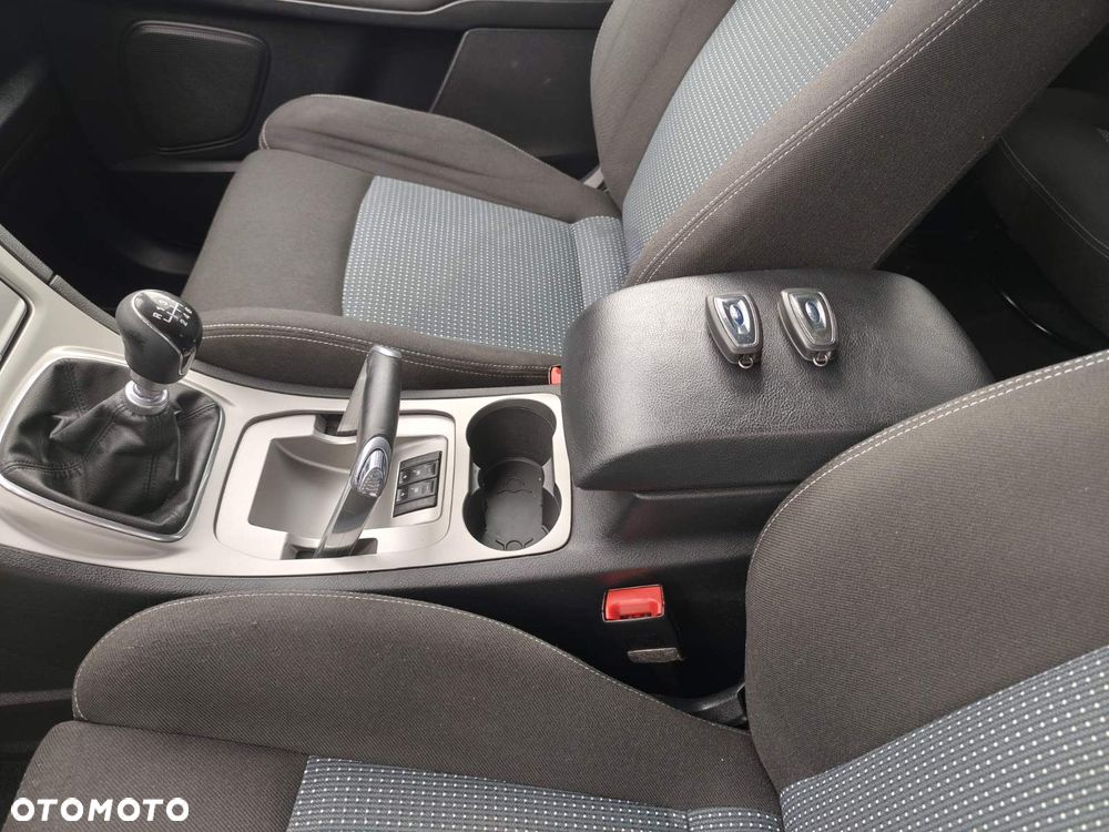 Ford S-Max 2.0 TDCi DPF Champions Edition - 9