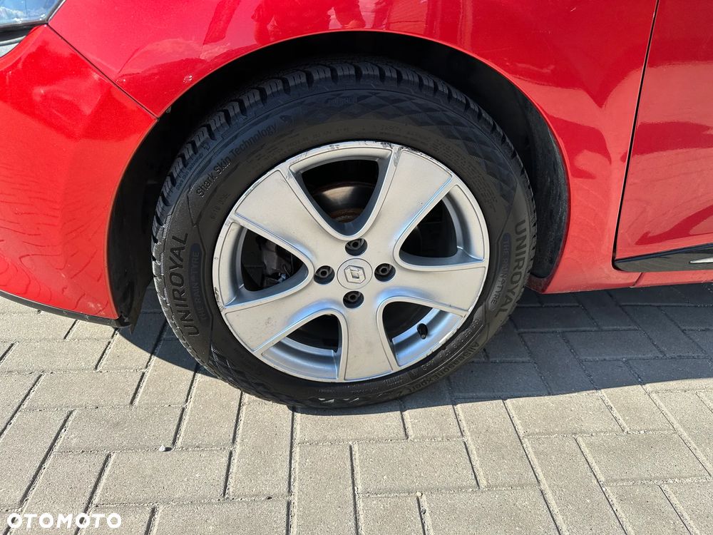 Renault Clio - 30
