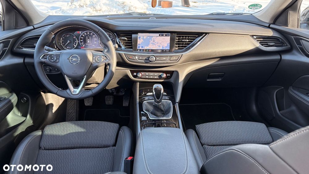 Opel Insignia 2.0 - 16