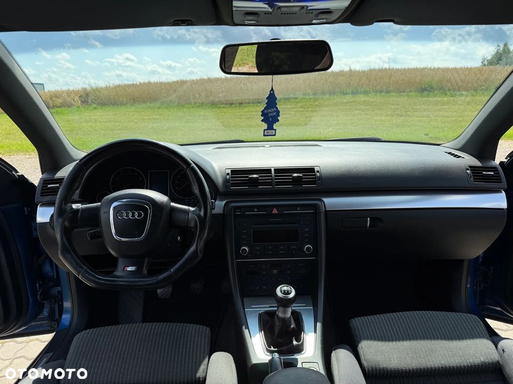 Audi A4 - 23