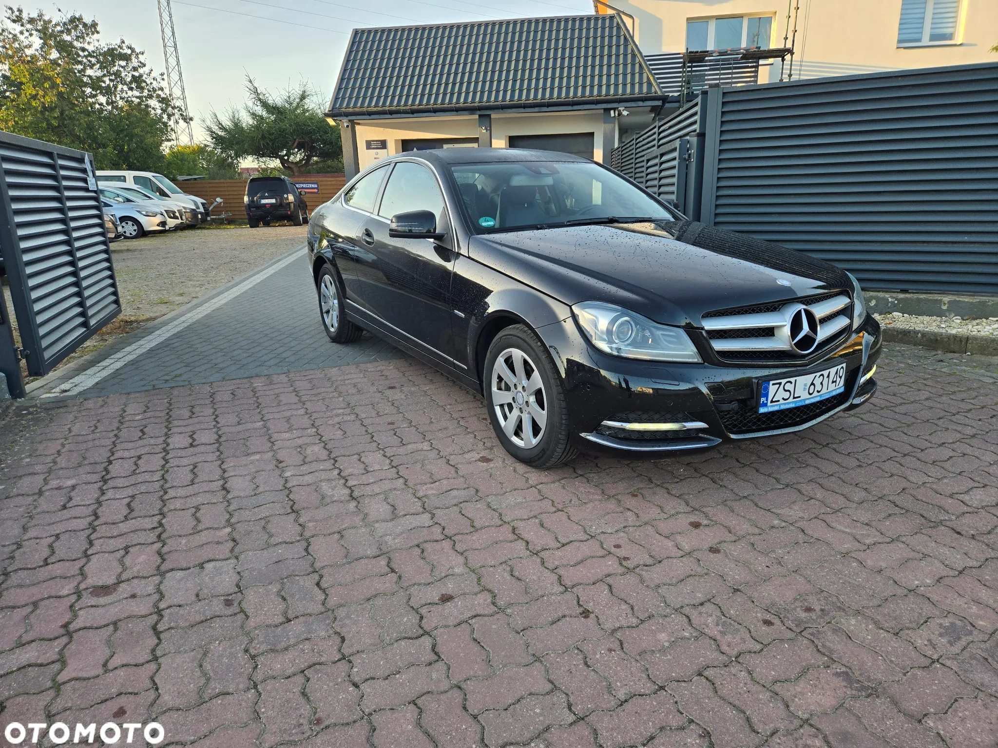 Mercedes-Benz Klasa C 180 Coupe BlueEFFICIENCY - 16