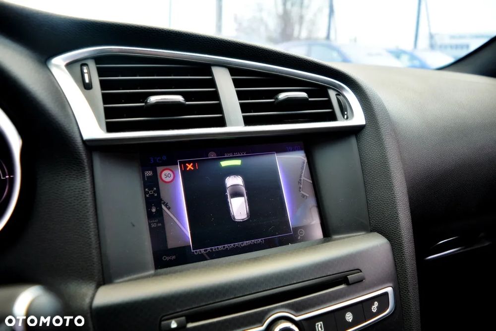 Citroën DS4 HDi 115 Chic - 11