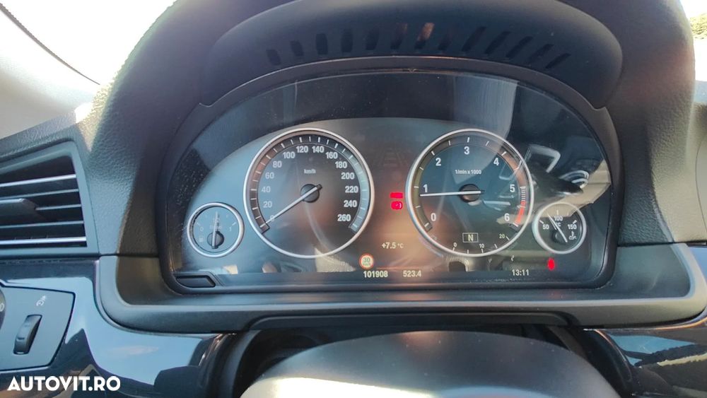 BMW Seria 5 520d EfficientDynamics Edition AT - 22