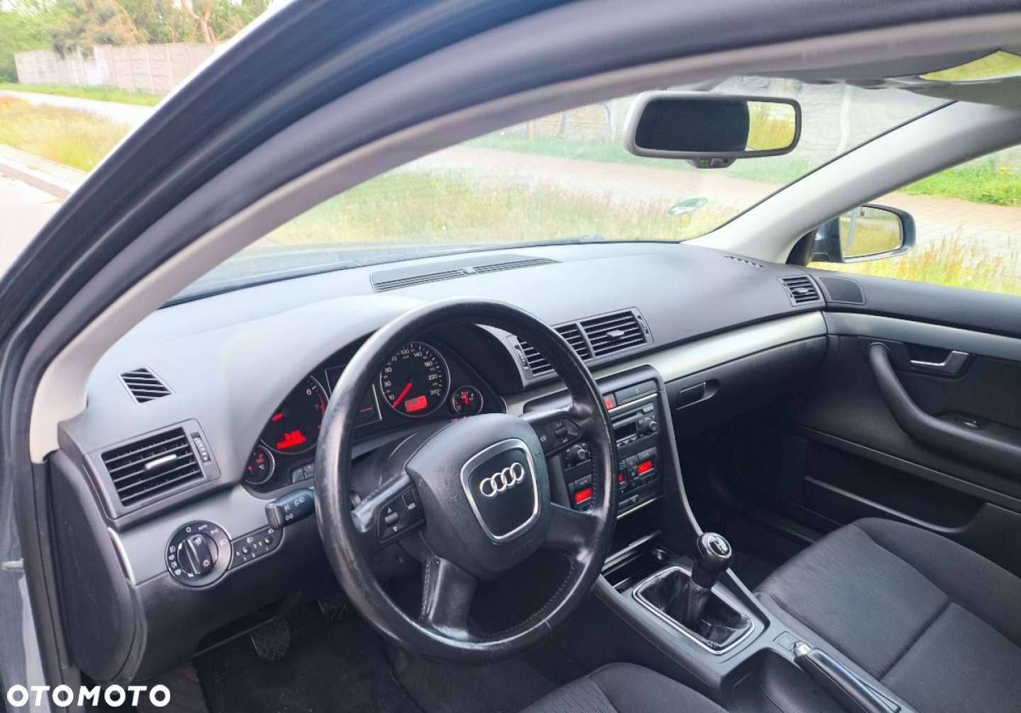 Audi A4 2.0 - 6