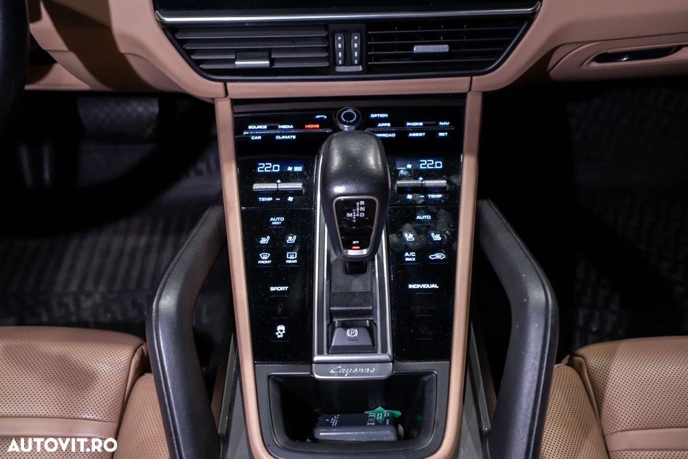 Porsche Cayenne Tiptronic S - 34