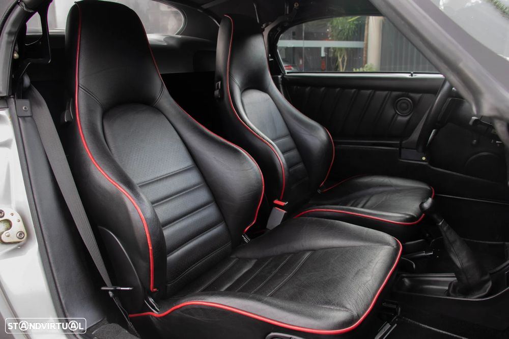 Porsche 911 Série G - 31