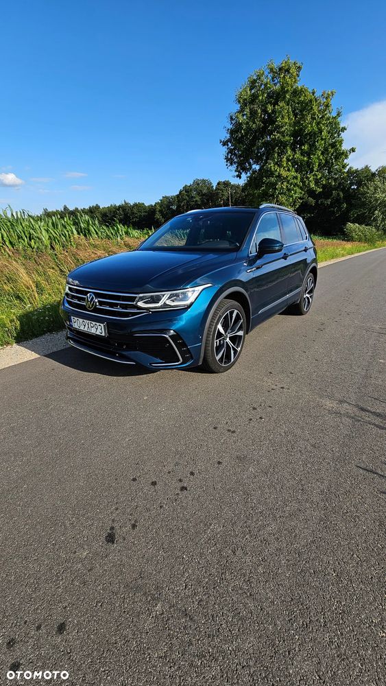 Volkswagen Tiguan - 1