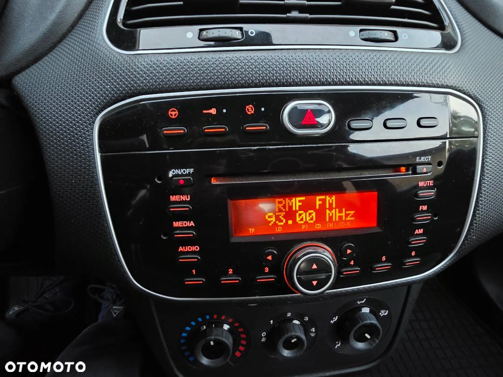 Fiat Punto 1.4 Easy S&S - 21