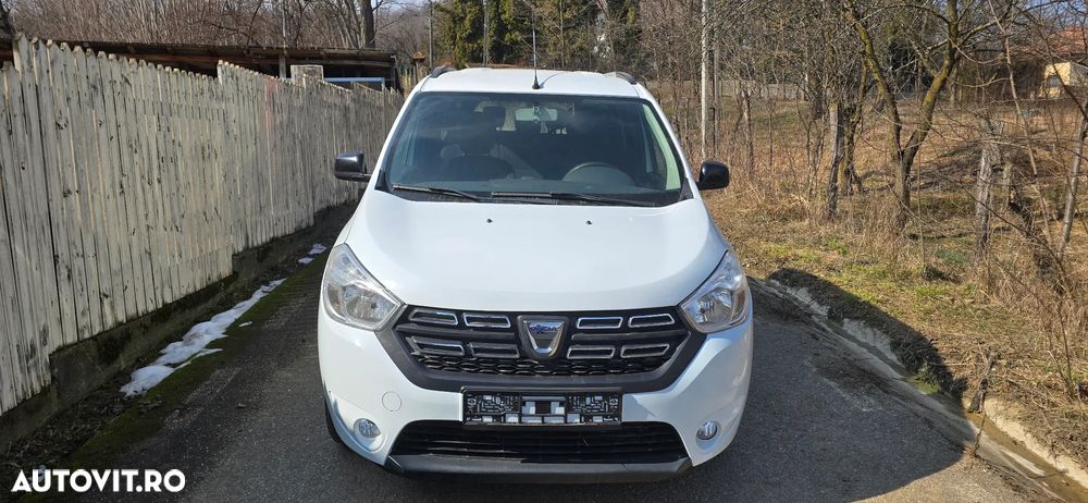 Dacia Lodgy TCe 130 GPF SL Techroad - 1