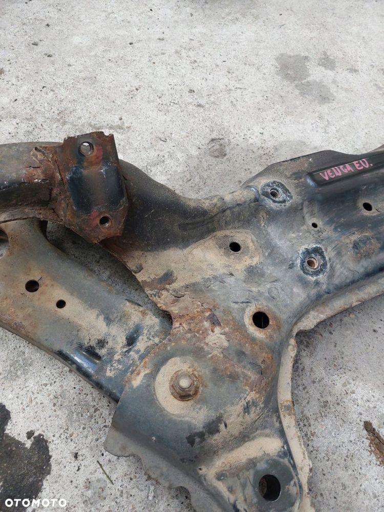 hyundai ix20 venga sanki wozek przod belka zawieszenia europa - 2
