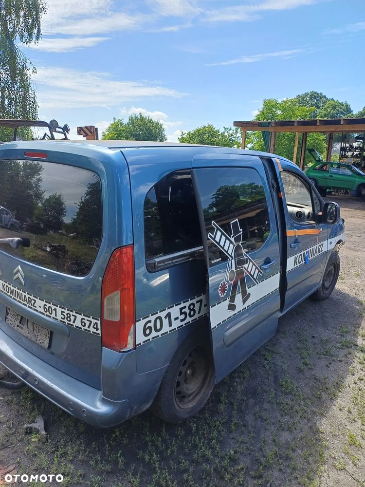 Klapa Tylna Szyba Citroen Berlingo 2015 1.6 hdi - 2