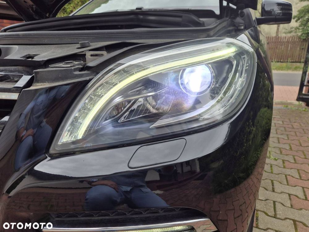 Mercedes-Benz ML - 28