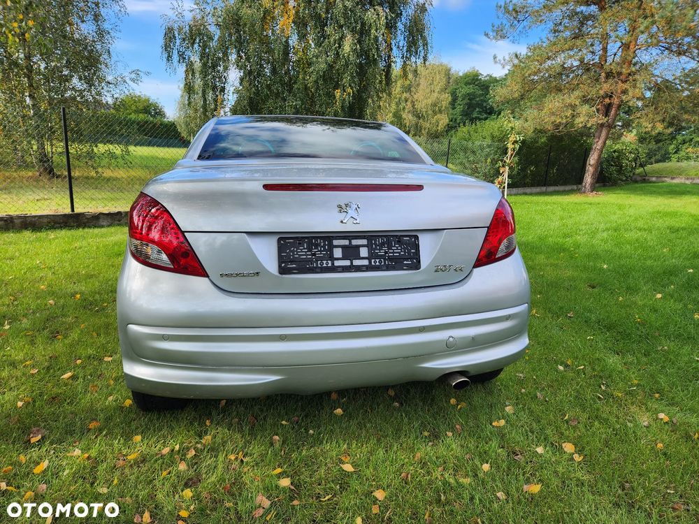 Peugeot 207 120 Automatik Sport - 20
