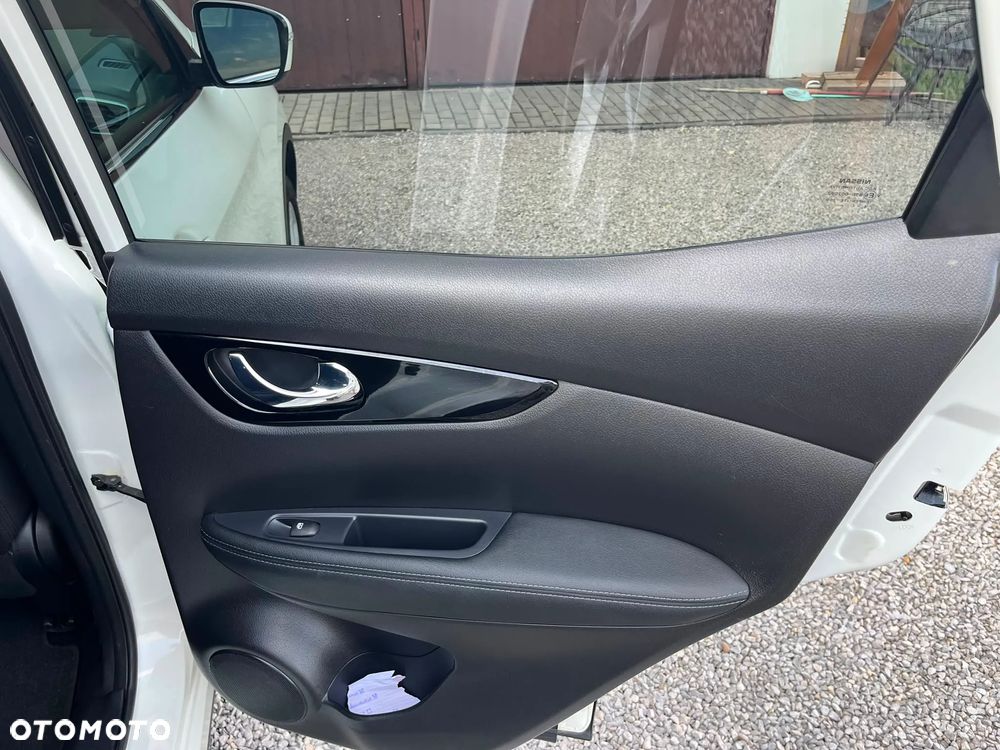 Nissan Qashqai 1.3 DIG-T Acenta - 13
