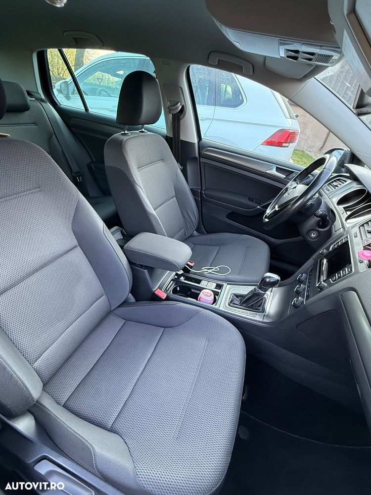 Volkswagen Golf 1.6 TDI DPF BMT DSG Comfortline - 2