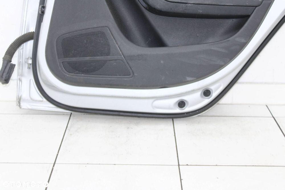 AUDI A4 B8 2007R- DRZWI PRAWE PRAWY TYŁ TYLNE SEDAN LX7W - KOD LAKIERU - 7