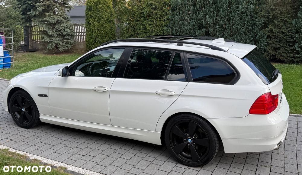 BMW Seria 3 318d - 11
