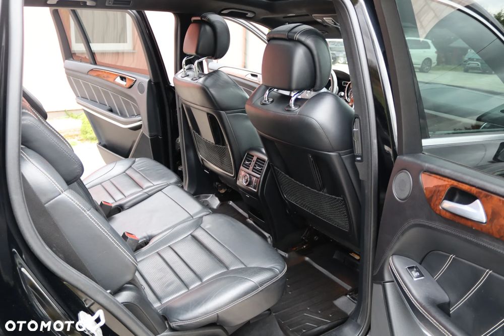 Mercedes-Benz GL - 29
