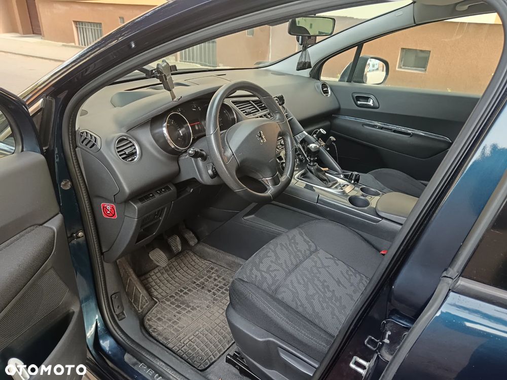 Peugeot 3008 2.0 HDi Premium - 6