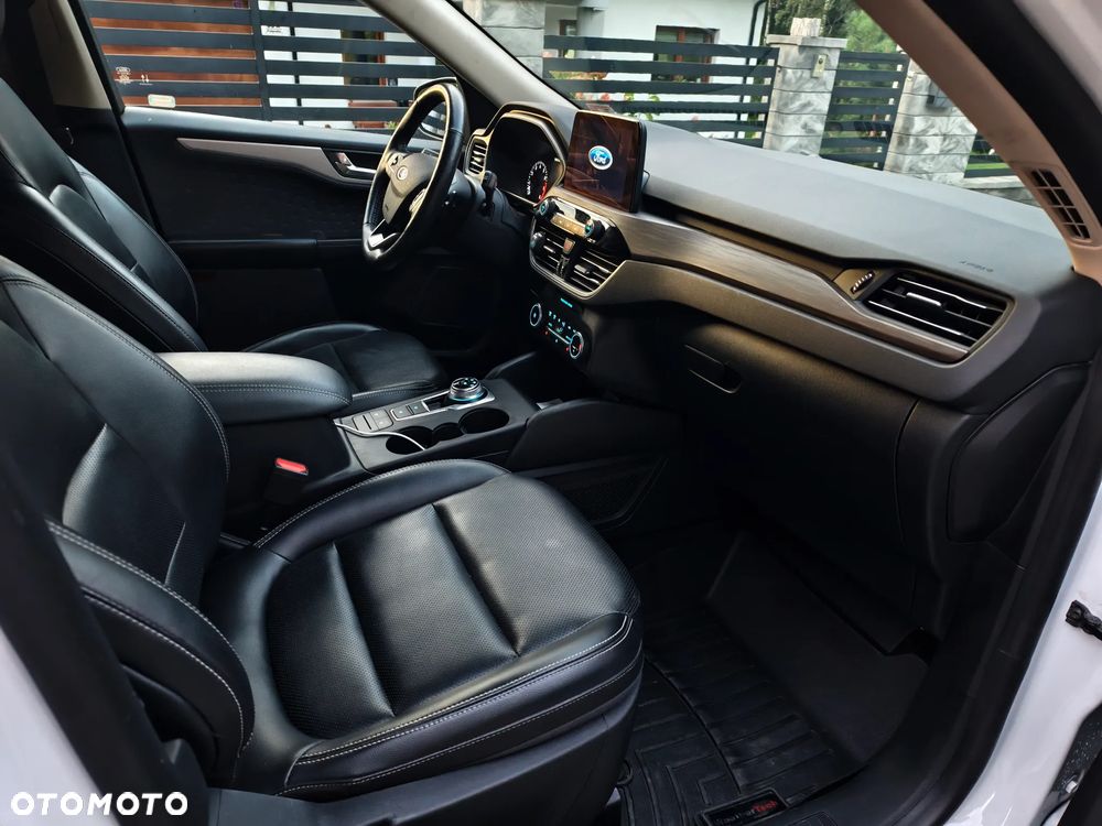 Ford Escape 2.0 EcoBoost AWD Titanium - 9