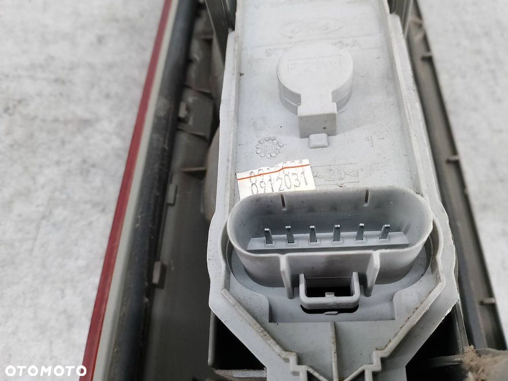 LAMPA TYLNA PRAWA FORD TRANSIT CONNECT 9T1613404AB - 7