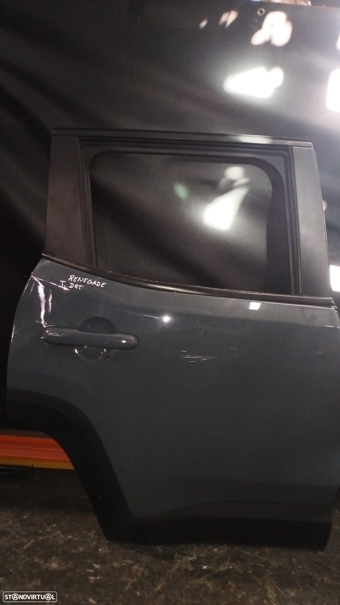 Porta traseira direita Jeep Renegade - 1