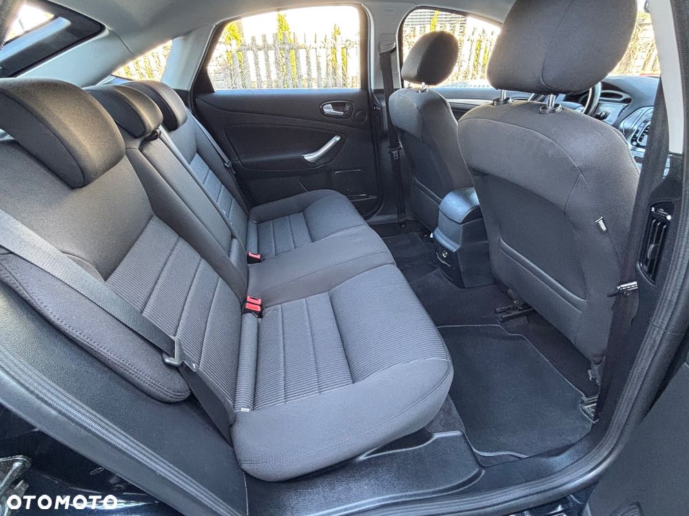 Ford Mondeo 2.0 Viva Titanium - 26