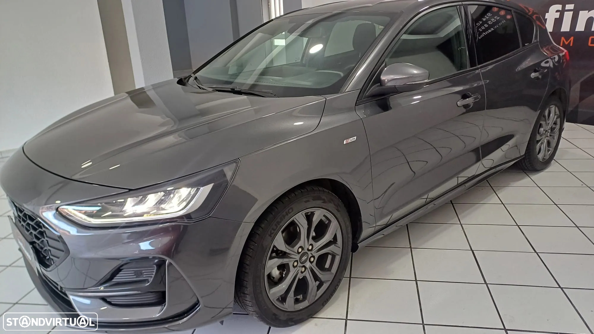 Ford Focus 1.0 EcoBoost Hybrid ST-LINE - 6