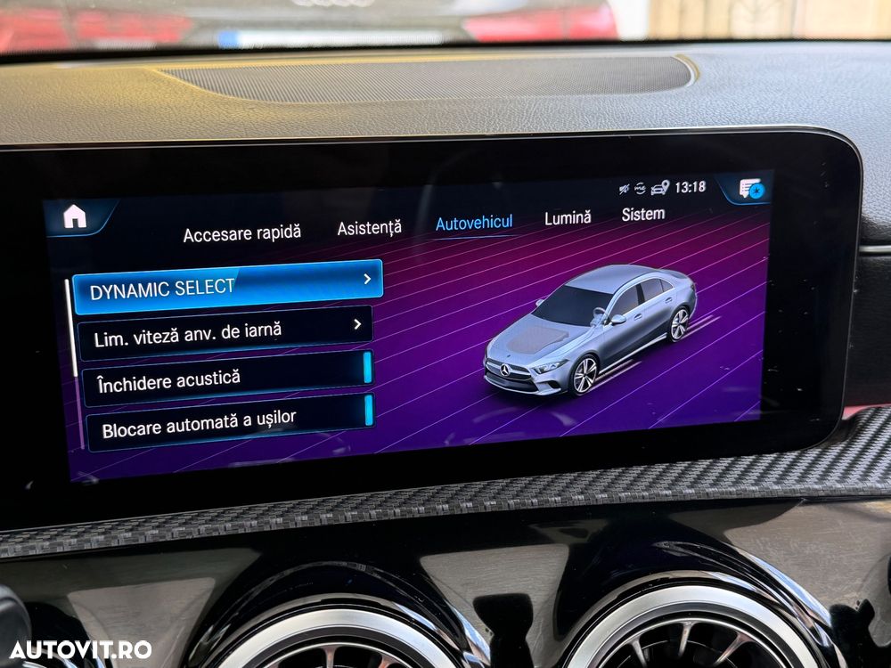 Mercedes-Benz A 180 Sedan 7G-DCT - 23